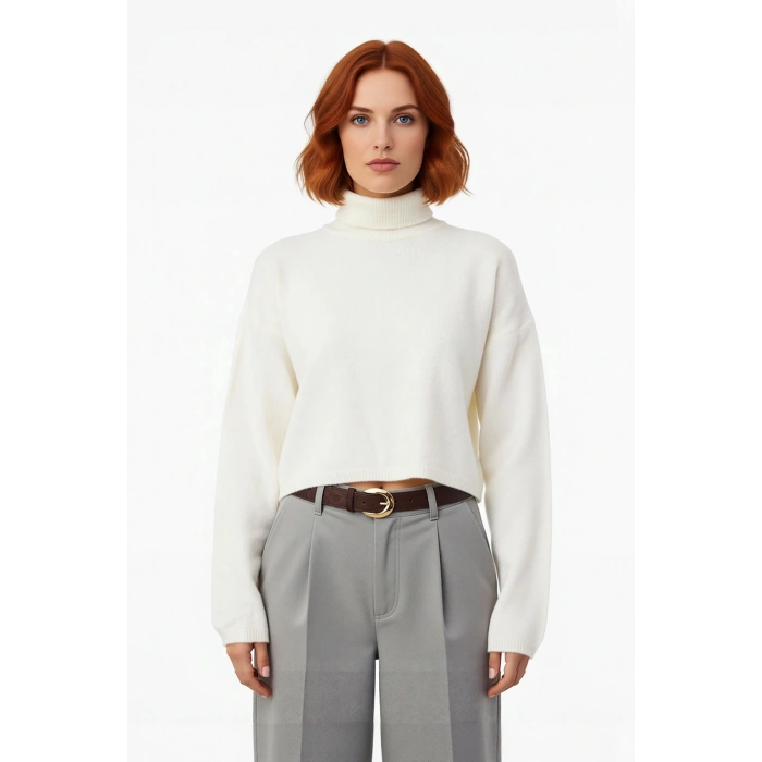 Kadın Oversize Balıkçı Yaka Düşük Kol Triko Kazak Süper Crop Boy Kışlık Rahat Ve Şık Tasarım