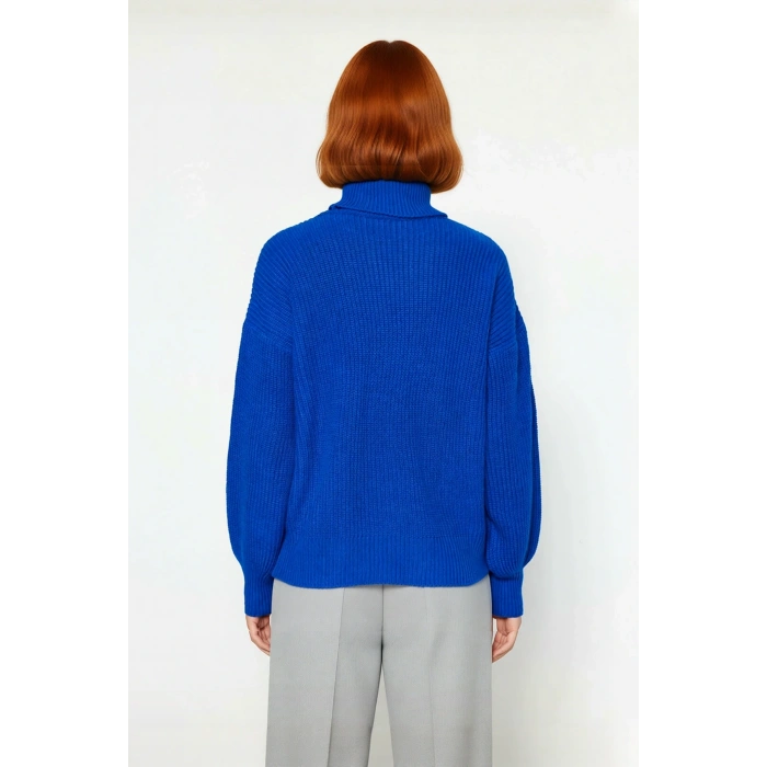 Kadın Oversize Balıkçı Yaka Düz Akrilik Triko Kazak Kış Günleri İçin İdeal Uzun Kollu Model