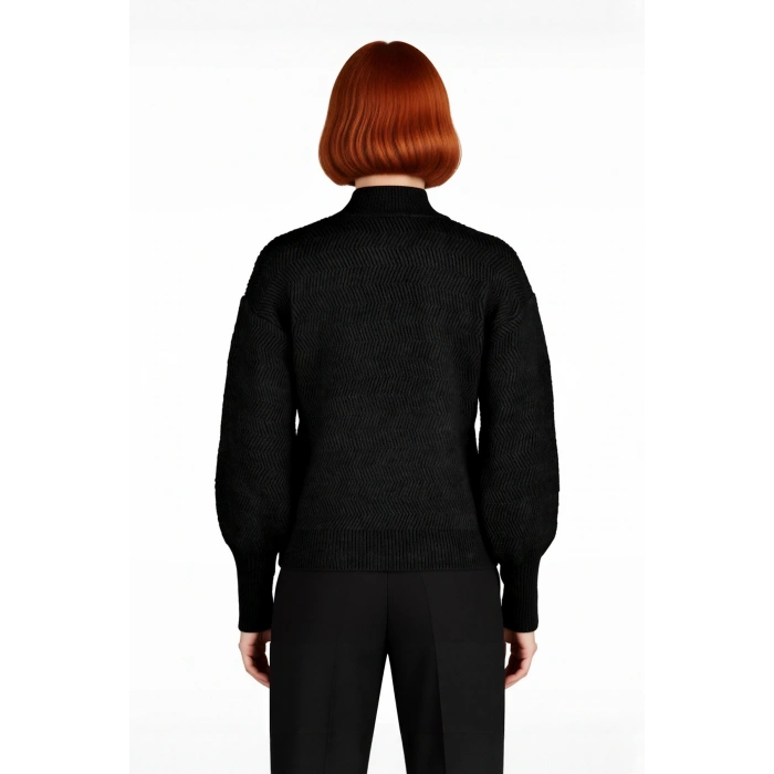 Kadın Oversize Balon Kol Dik Yaka Triko Kazak Kışa Özel Zigzag Desenli Rahat Şıklık Sunar Kaliteli