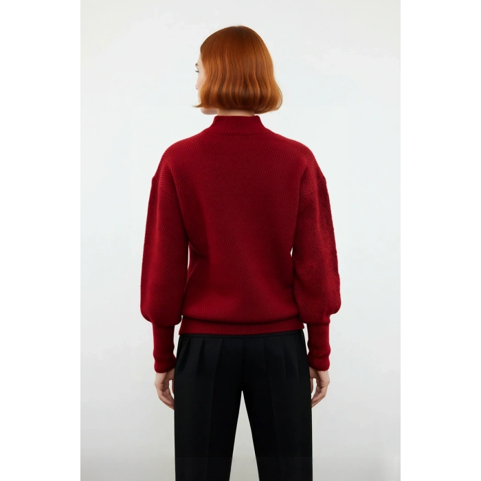 Kadın Oversize Balon Kol Dik Yaka Triko Kazak Kışa Özel Zigzag Desenli Rahat Şıklık Sunar Kaliteli