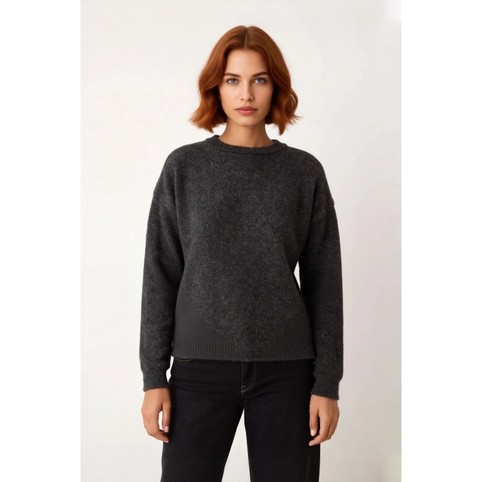 Kadın Oversize Bisiklet Yaka Düşük Kollu Triko Kazak Soğuk Havalar İçin Rahat Şık Kombinler