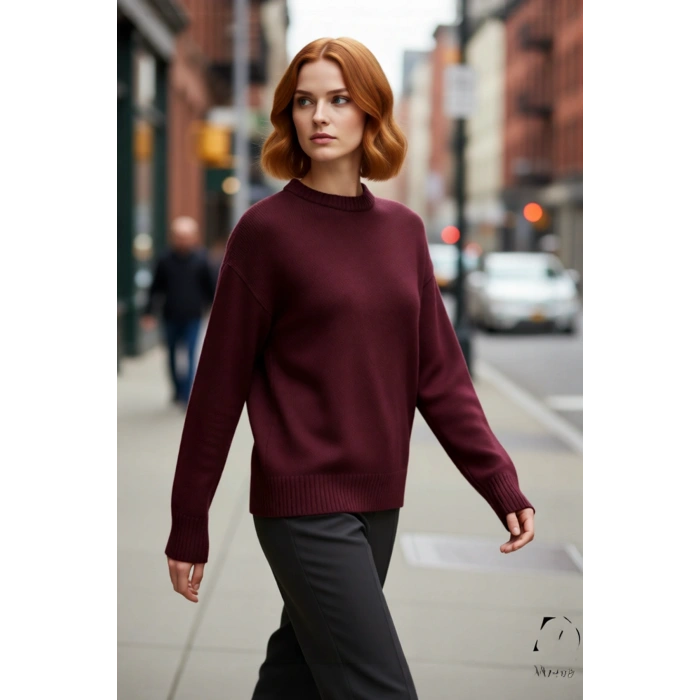 Kadın Oversize Bisiklet Yaka Triko Kazak Düşük Kollu Kış Mevsimi Rahatlığını Sunan Günlük Şıklık