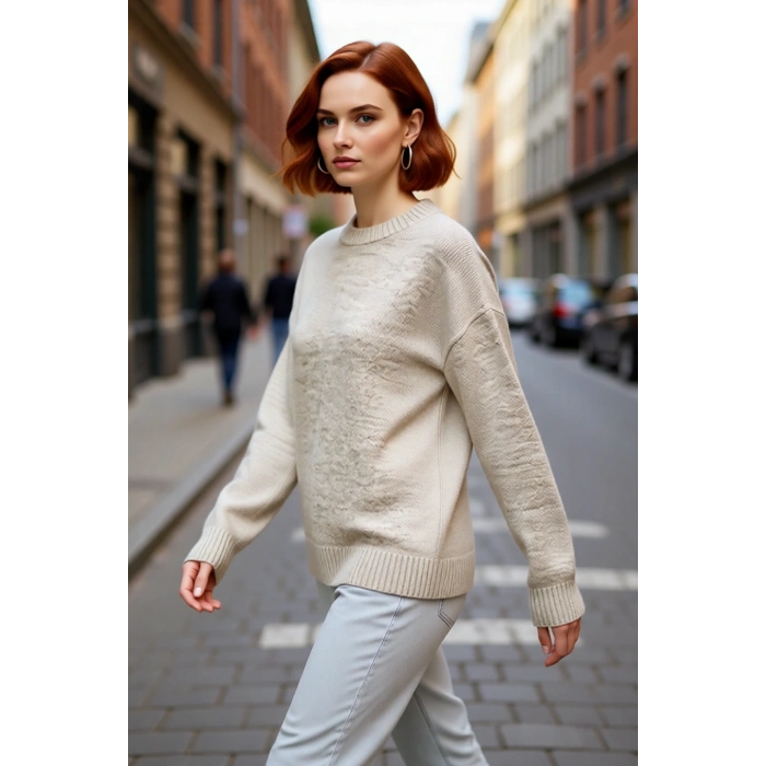 Kadın Oversize Bisiklet Yaka Triko Kazak Düşük Kollu Kış Mevsimi Rahatlığını Sunan Günlük Şıklık