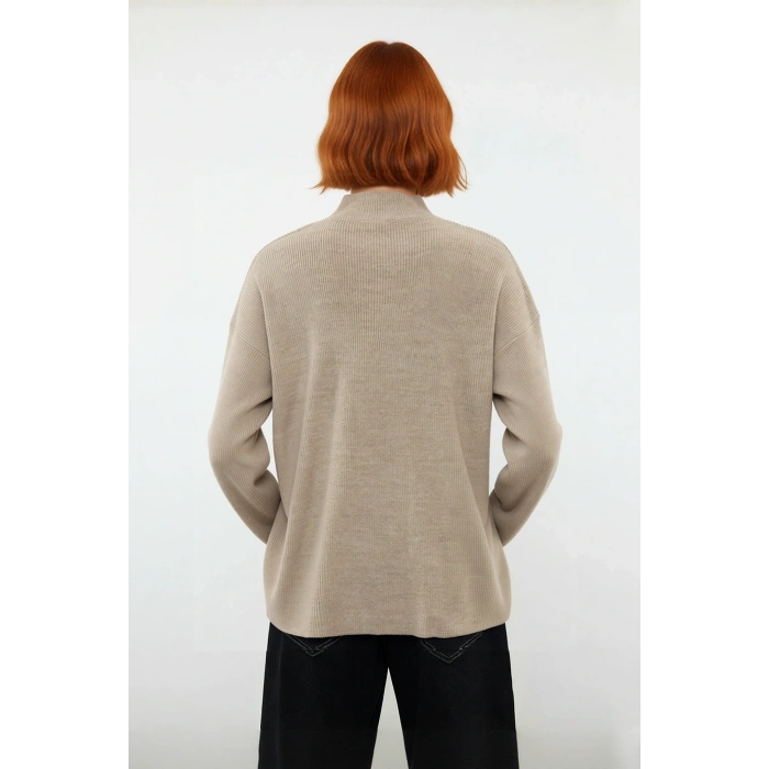 Kadın Oversize Cut Out Detaylı Siyah Triko Kazak Akrilik Fitilli Uzun Kollu Kışlık Kombinlerinize