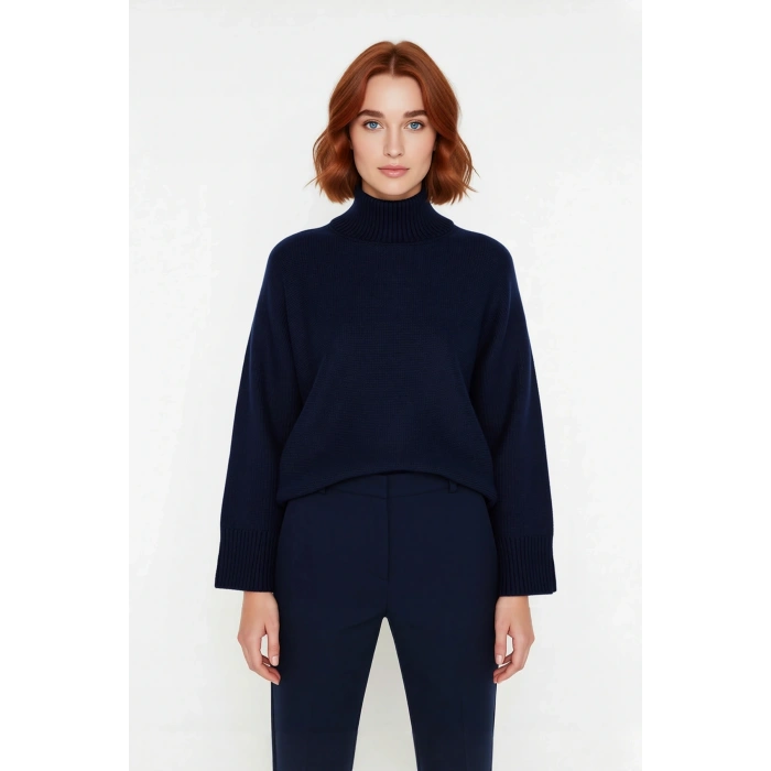 Kadın Oversize Dik Yaka Düz Triko Kazak Uzun Boylu ve Düşük Kollu Kışlık Rahat Günlük Giyim