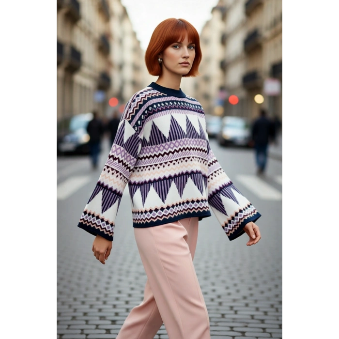Kadın Oversize Etnik Desenli Bisiklet Yaka Düşük Kol Triko Kazak Kış İçin Şık Ve Rahat Bir Seçim