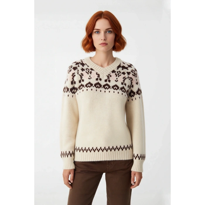 Kadın Oversize Etnik Desenli V Yaka Reglan Kol Triko Kazak Kışlık Soğuk Havalar İçin İdeal Şıklık