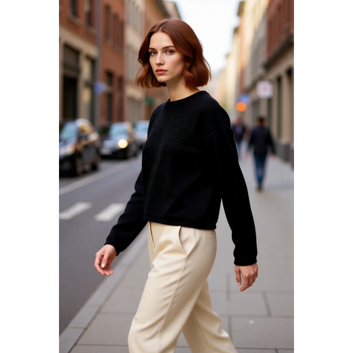 Kadın Oversize Fit Düşük Kol Bisiklet Yaka Basic Triko Kazak Casual Günlük Kış Şıklığı Sunar