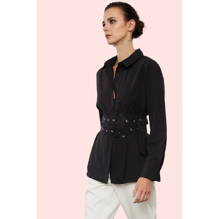 Kadın Oversize Geniş Kalıp Dokuma Gömlek Kemer Detaylı Basic Günlük Yaz Aylarının Vazgeçilmezi