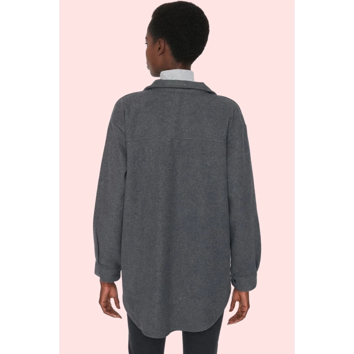 Kadın Oversize Kaşe Dokuma Gömlek Düz Desen Günlük Kullanım İçin Yaz Aylarının Vazgeçilmezi