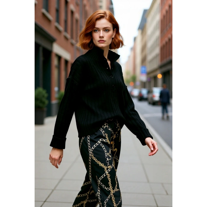 Kadın Oversize Kesim Düşük Kol Dik Yaka Fitilli Triko Kazak Kışlık Rahat ve Şık Günlük Kombinler