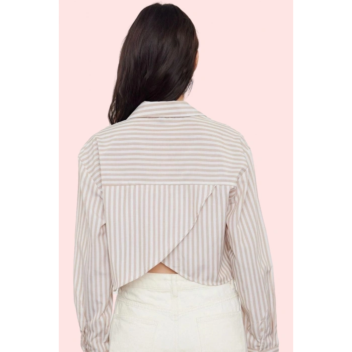 Kadın Oversize Keten Görünümlü Yazlık Crop Gömlek Rahat ve Şık Günlük Stil Kaliteli Malzeme