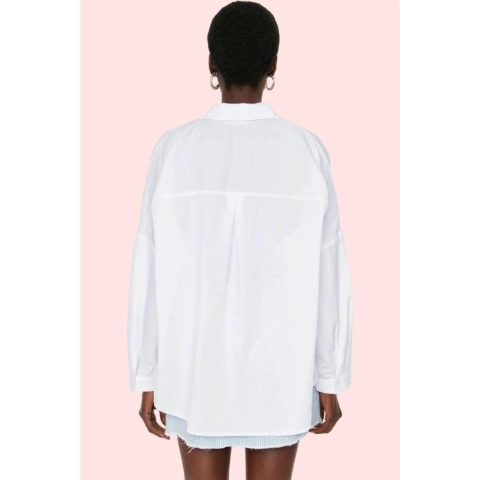 Kadın Oversize Pamuklu Dokuma Gömlek Basic Kalıp Günlük Kullanım İçin Yaz Aylarının Vazgeçilmezi