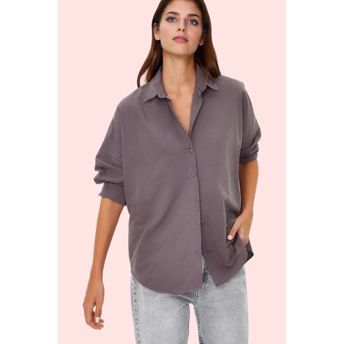 Kadın Oversize Pamuklu Dokuma Gömlek Basic Kalıp Günlük Kullanım İçin Yaz Aylarının Vazgeçilmezi