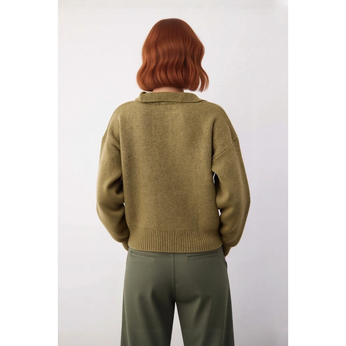 Kadın Oversize Polo Yaka Triko Kazak Kışlık Soğuk Hava Şıklığı İçin İdeal Günlük Kombinler