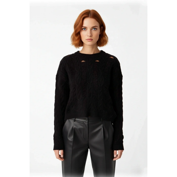 Kadın Oversize Rahat Ajurlu Delikli Bisiklet Yaka Düşük Kol Crop Triko Kazak Gündelik Şıklık