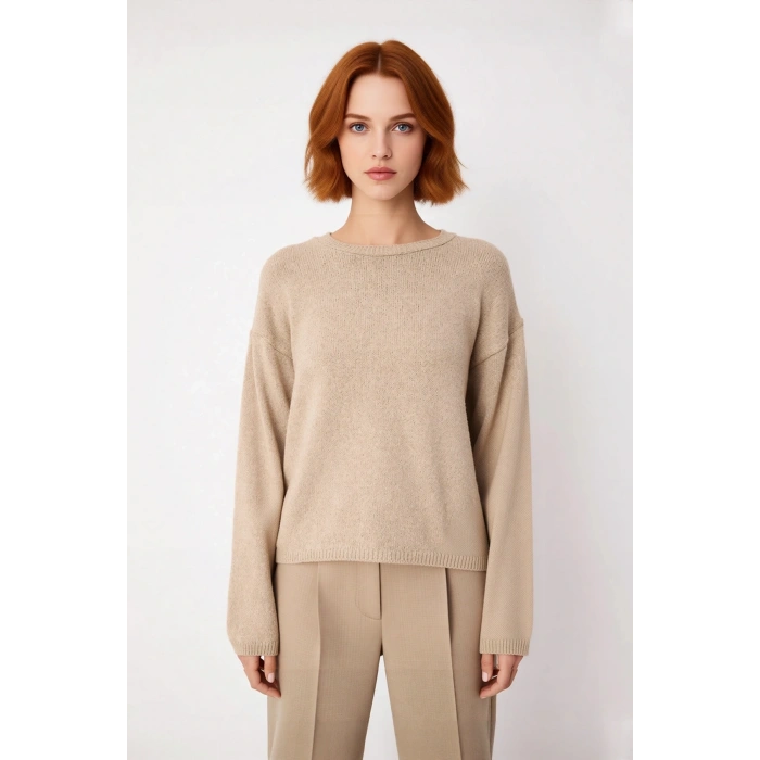 Kadın Oversize Rahat Kesim Düşük Kol Basic Triko Kazak Kış Günleri İçin Konforlu Bir Seçim