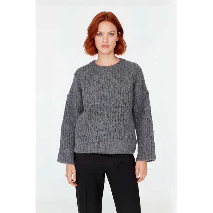 Kadın Oversize Saç Örgü Detaylı Kalın Triko Kazak Kışlık Rahat Bisiklet Yaka Standart Kol Kaliteli