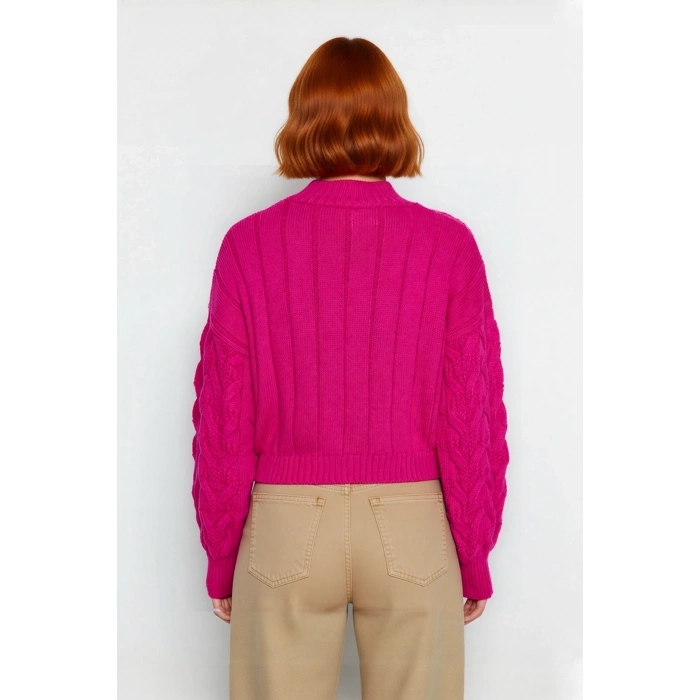 Kadın Oversize Saç Örgü Dik Yaka Triko Crop Kazak Kış Günleri İçin Konforlu Ve Şık Tasarım