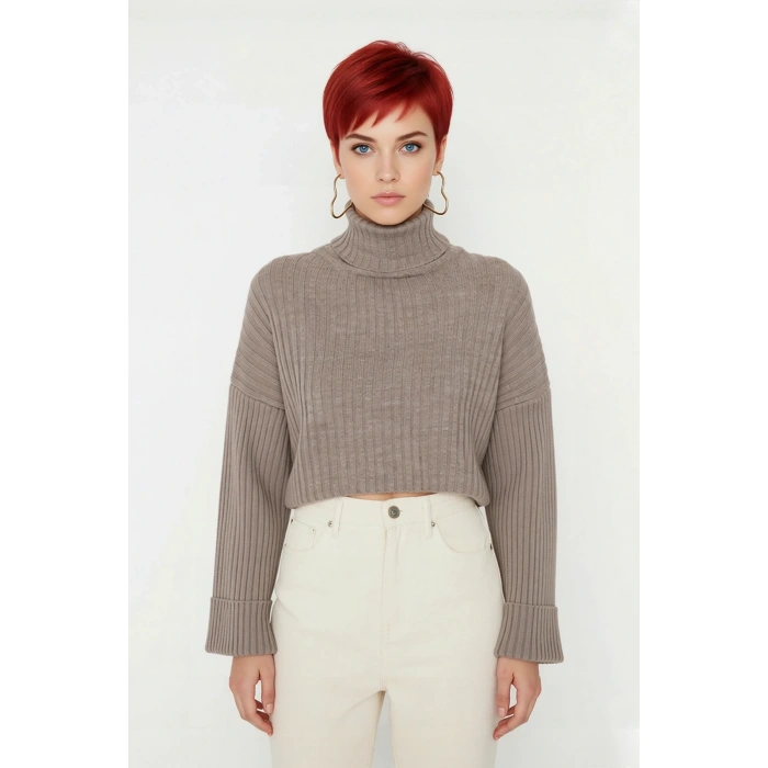 Kadın Oversize Super Crop Balıkçı Yaka Kışlık Triko Kazak Uzun Kollu Rahat Ve Şık Stil Kaliteli