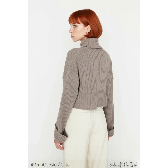 Kadın Oversize Super Crop Balıkçı Yaka Uzun Kollu Akrilik Triko Kazak Kışlık Günlük Şıklık