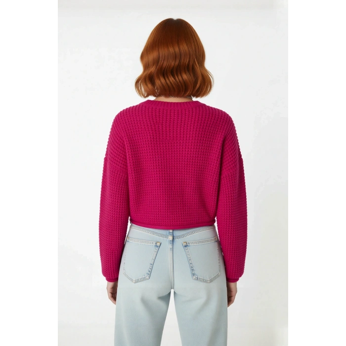 Kadın Oversize Super Crop Bisiklet Yaka Akrilik Triko Kazak Kış Günleri İçin İdeal Uzun Kollu Model