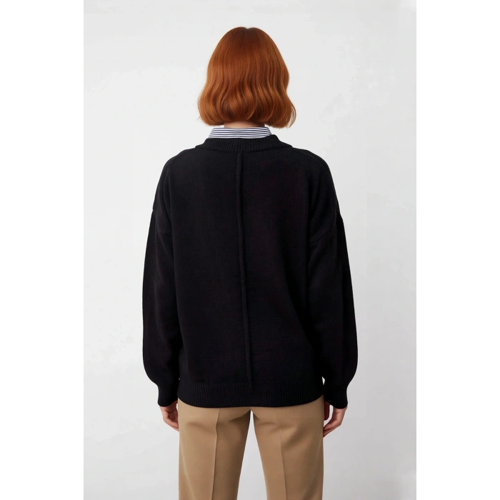 Kadın Oversize V Yaka Triko Kazak Gömlek Garnili Detaylı Sonbahar Kış Şıklığı İçin İdeal Model