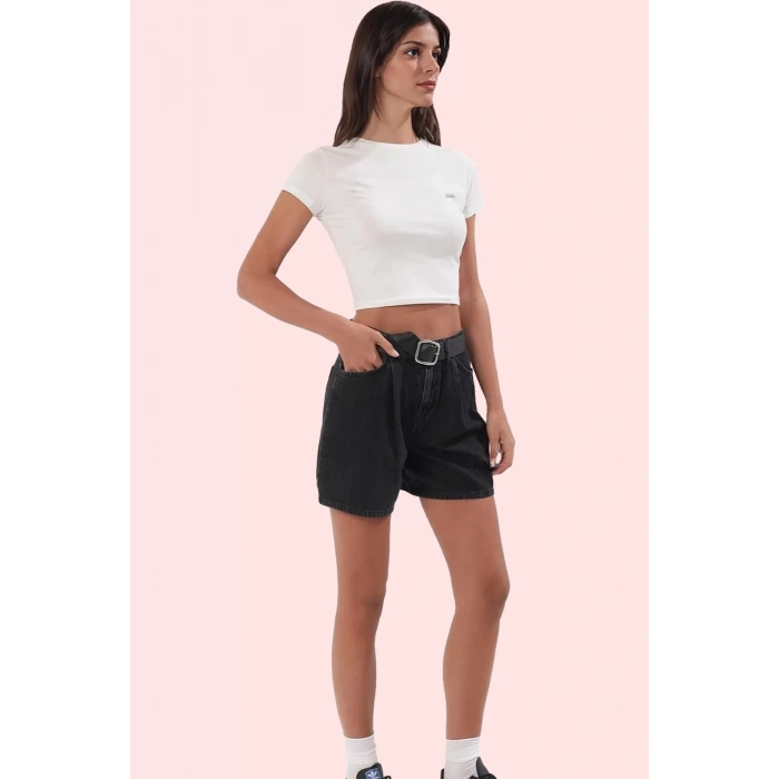 Kadın Pamuk Denim Bermuda Şort Geniş Paça Rahat Kesim Günlük Şıklık Yaz Aylarının Vazgeçilmezi