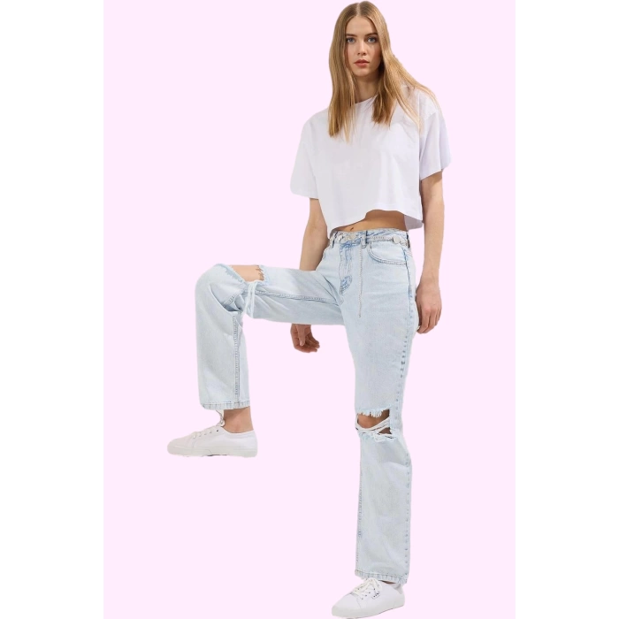 Kadın Pamuk Denim Geniş Paça Uzun Boy Jean Pantolon; Yırtık Detaylı; Günlük Kullanım Hafta Sonu