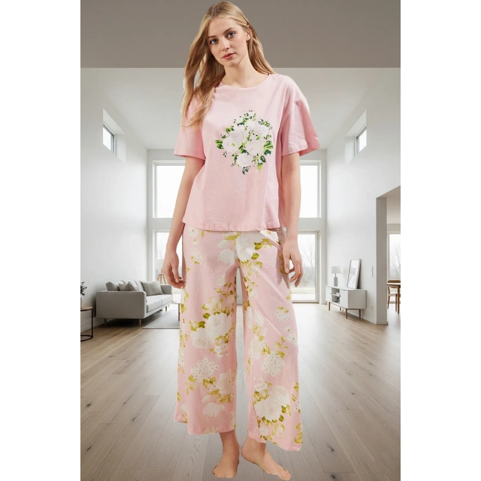 Kadın Pamuklu Çiçekli Pijama Takımı Rahat Ev Giyim Seti Özenle Seçilmiş Modern Stil