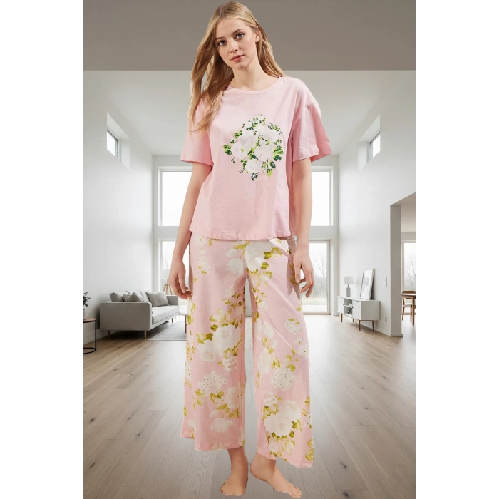 Kadın Pamuklu Çiçekli Pijama Takımı Rahat Ev Giyim Seti Özenle Seçilmiş Modern Stil