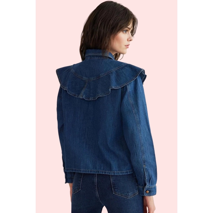 Kadın Pamuklu Denim Gömlek Volanlı Yaka Büzgülü Kollar Günlük ve Ofis Şıklığı Modern Tasarım