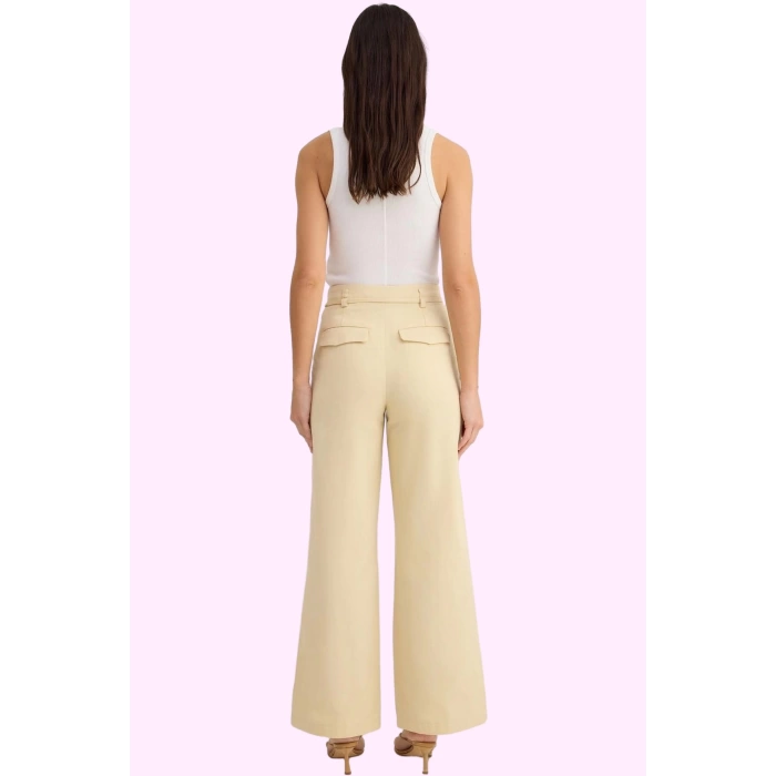 Kadın Pamuklu Geniş Paça Pantolon Yazlık Rahat Kumaşlı Casual Günlük Kullanım Modern Tasarım