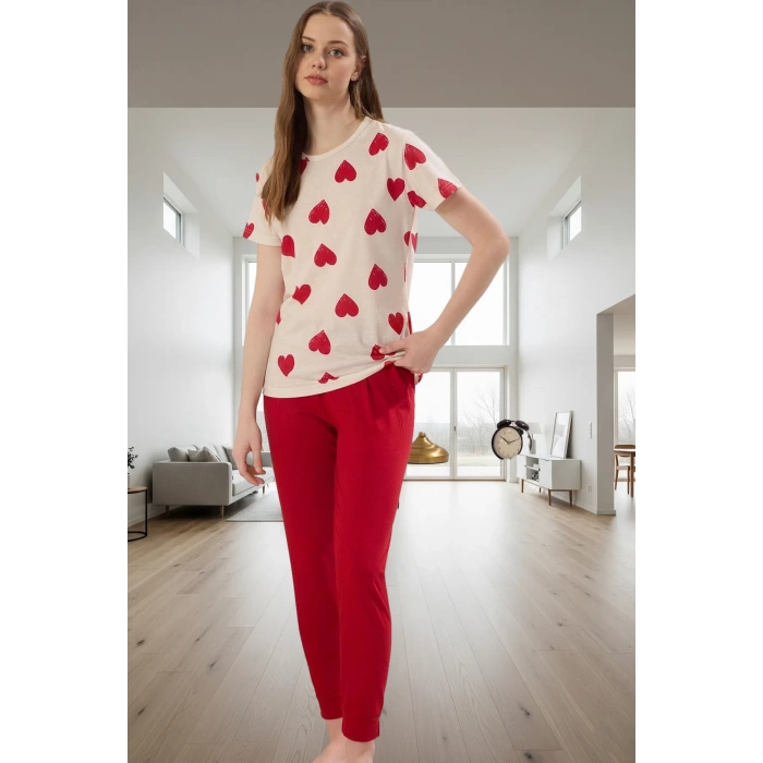 Kadın Pamuklu Kalpli Desenli Rahat Pijama Takımı Kullanım Modern Stil Premium Kalite Seçkin Malzeme