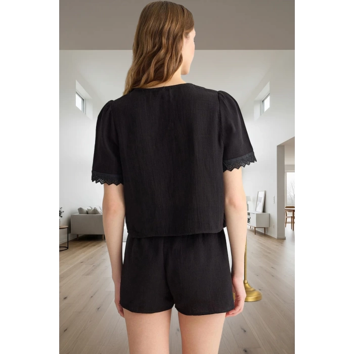 Kadın Pamuklu Müslin Pijama Takımı V Yaka Brodeli Detaylı Rahat Premium Kalite Kullanım