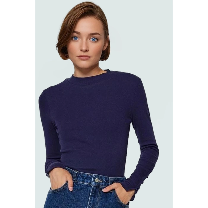 Kadın Pamuklu Örme Bluz Dik Yaka Uzun Kollu Dayanıklı Malzeme Modern Stil