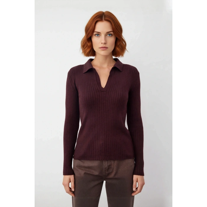 Kadın Polo Yaka Fitilli Triko Kazak Modern Fitted Tasarımıyla Casual Şıklığı Soğuk Havalarda