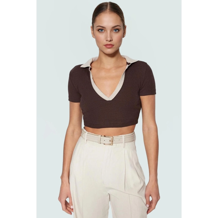 Kadın Polo Yaka Kısa Kollu Crop Bluz Esnek Örme Polyester Yüksek Kalite Özenle Seçilmiş