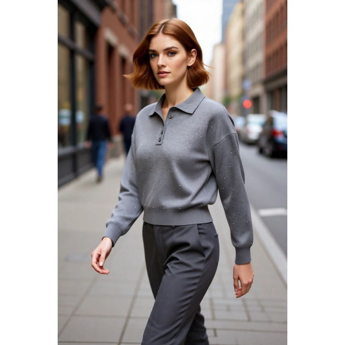 Kadın Polo Yaka Taş Detaylı Regular Kalıp Düşük Kollu Triko Kazak Kışlık Kombinlerin Gözdesi