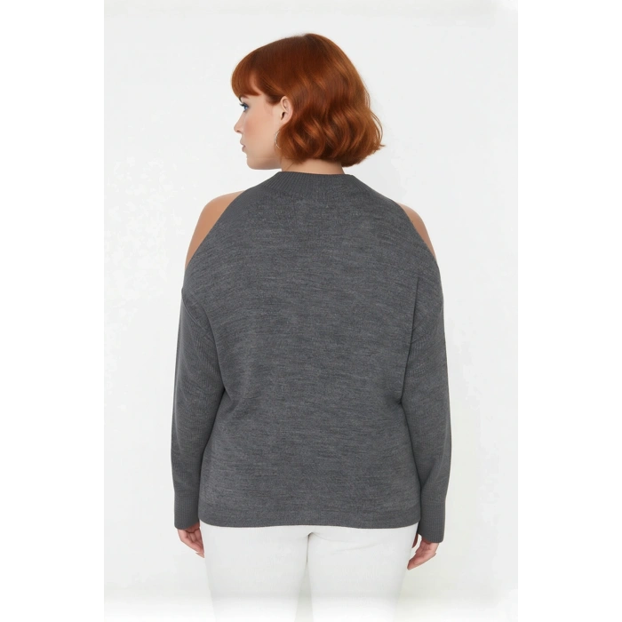 Kadın Rahat Relaxed Kalıp Dik Yaka Düşük Kollu Omzu Açık Detaylı Trend Akrilik Triko Kazak