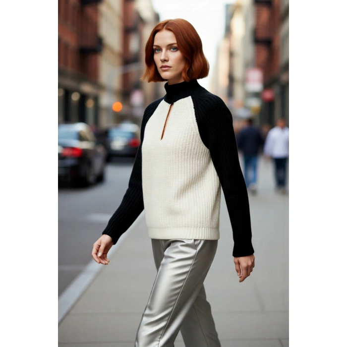 Kadın Reglan Kollu Renk Bloklu Fermuar Detaylı Dik Yaka Oversize Triko Kazak Günlük Tarz. Kaliteli