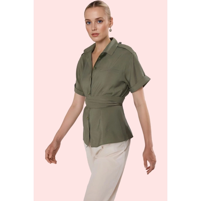 Kadın Regular Fit Kısa Kollu Gömlek Düz Desen Business Stil Günlük Kullanım Modern Tasarım