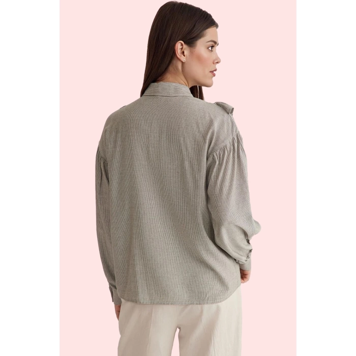 Kadın Regular Gömlek; Gömlek Yaka Çizgili Viskoz Karışımlı Kumaş Günlük Stil Modern Tasarım