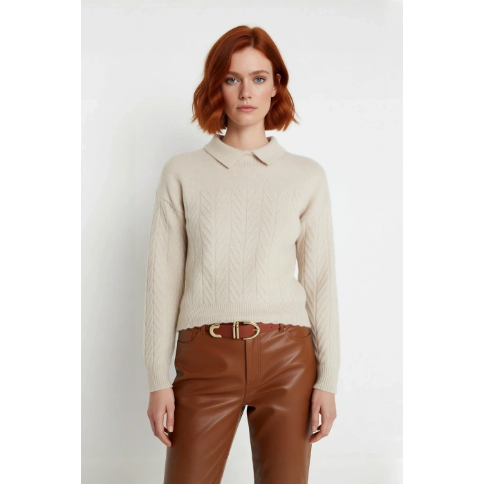 Kadın Regular Kalıp Akrilik Polo Yaka Saç Örgü Desenli Yumuşak Dokulu Triko Kazak Uzun Düşük Kol