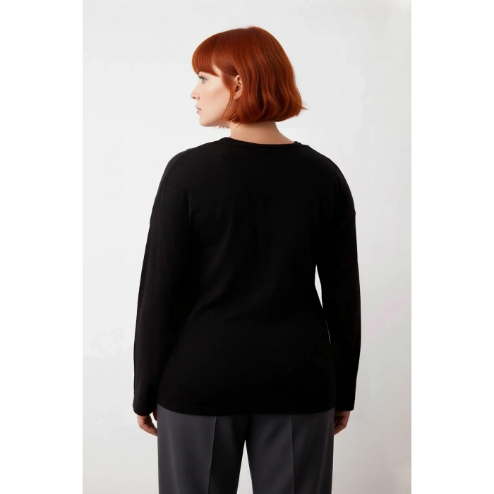 Kadın Regular Kalıp Akrilik Triko İkili Bluz Kazak Takımı V Yaka Kesimli Düz Desen Standart Kollu