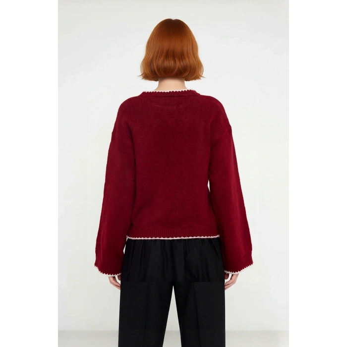 Kadın Regular Kalıp Bisiklet Yaka Düşük Kol Slogan Desenli Triko Kazak Kış Günleri İçin İdeal Seçim