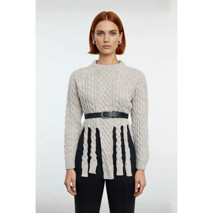 Kadın Regular Kalıp Bisiklet Yaka Saç Örgü Yırtmaç Detaylı Uzun Kollu Triko Kazak Soğuk Günler İçin