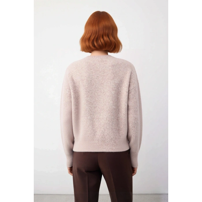 Kadın Regular Kalıp Düşük Kol Bisiklet Yaka Triko Kazak Kış Günleri İçin Rahat Şık Seçim Kaliteli