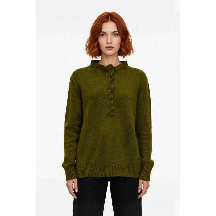 Kadın Regular Kalıp Düz Desen Bisiklet Yaka Düğme Detaylı Triko Kazak Kış Günleri İçin Konforlu