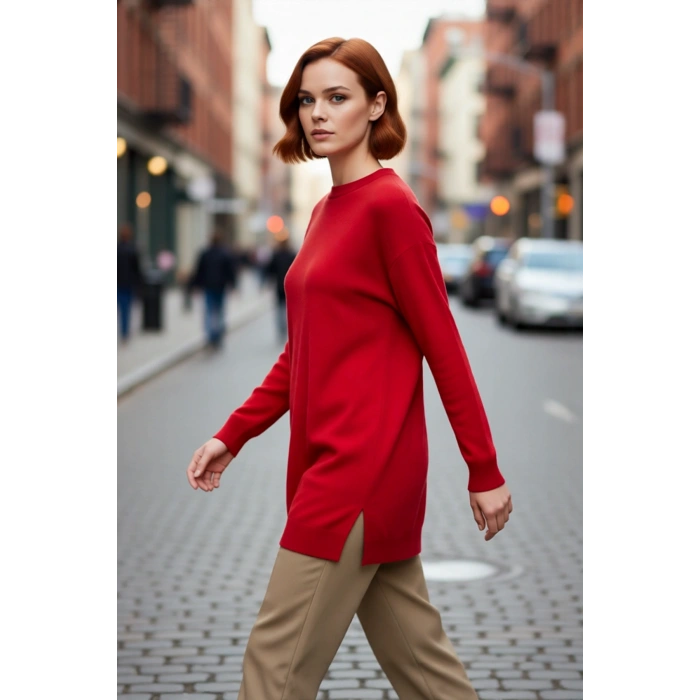 Kadın Relaxed Kalıp Akrilik Triko Tunik Kazak Bisiklet Yaka Düşük Kol Düz Desenli Yırtmaçlı İnce